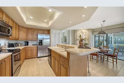 3941 Prairie Dunes Drive, Sarasota, FL 34238 - Photo 13