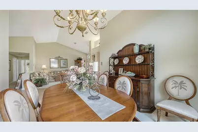 3941 Prairie Dunes Drive, Sarasota, FL 34238 - Photo 11