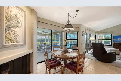 3941 Prairie Dunes Drive, Sarasota, FL 34238 - Photo 19