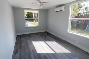 2105 N Allendale Ave, Sarasota, FL 34234 - Photo 9