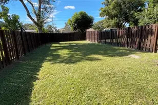 2105 N Allendale Ave, Sarasota, FL 34234 - Photo 11