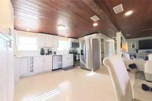 511 Dona Dr, Nokomis, FL 34275 - Photo 7