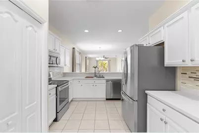 7051 Chatum Light Run, Bradenton, FL 34212 - Photo 9