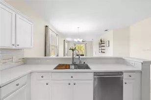 7051 Chatum Light Run, Bradenton, FL 34212 - Photo 11