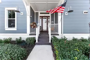 226 Sapphire Lake Dr, Bradenton, FL 34209 - Photo 9