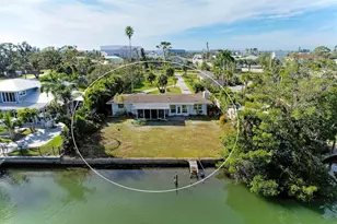 107 Louella Ln, Nokomis, FL 34275 - Photo 1