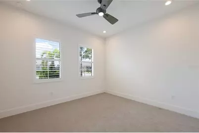 8249 Pavia Way, Lakewood Ranch, FL 34202 - Photo 37