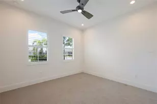 8249 Pavia Way, Lakewood Ranch, FL 34202 - Photo 37
