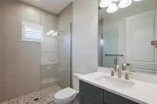 8249 Pavia Way, Lakewood Ranch, FL 34202 - Photo 55