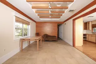 1000 Gantt Ave, Sarasota, FL 34232 - Photo 9