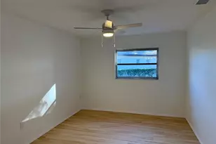 2826 Swifton Dr, Sarasota, FL 34231 - Photo 11