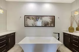 4756 Ringwood Meadow, Sarasota, FL 34235 - Photo 23