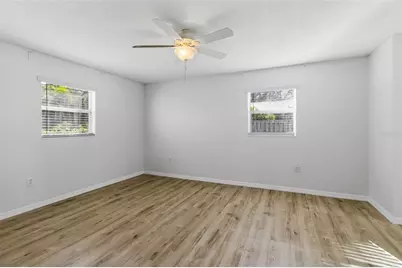 5223 Shadow Lawn Drive, Sarasota, FL 34242 - Photo 15