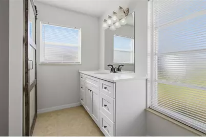 5223 Shadow Lawn Drive, Sarasota, FL 34242 - Photo 19