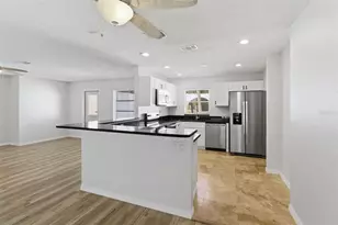 5223 Shadow Lawn Dr, Sarasota, FL 34242 - Photo 13