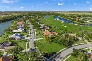 8890 Misty Creek Dr, Sarasota, FL 34241 - Photo 5