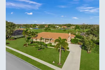 8890 Misty Creek Drive, Sarasota, FL 34241 - Photo 7