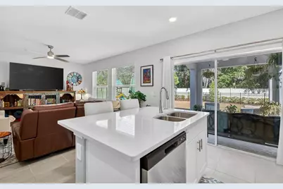 33692 Sky Blossom Circle, Leesburg, FL 34788 - Photo 15