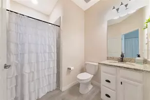 17614 Polo Trl, Bradenton, FL 34211 - Photo 37