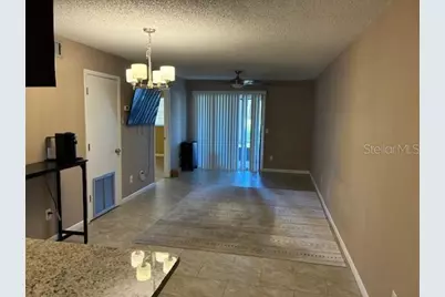 3806 N Oak Drive #V21, Tampa, FL 33611 - Photo 5
