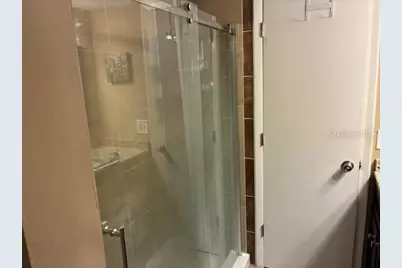 3806 N Oak Drive #V21, Tampa, FL 33611 - Photo 11