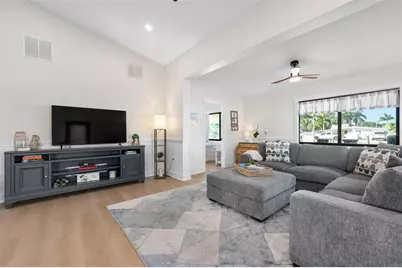 401 28th Street, Holmes Beach, FL 34217 - Photo 7