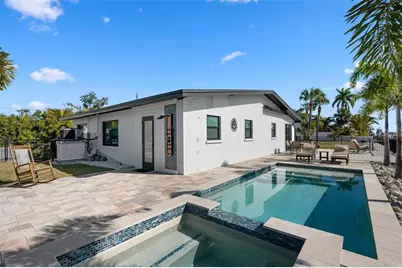 401 28th Street, Holmes Beach, FL 34217 - Photo 45