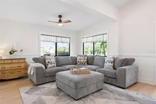 401 28th St, Holmes Beach, FL 34217 - Photo 11