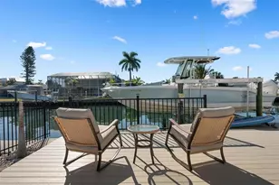 401 28th St, Holmes Beach, FL 34217 - Photo 47