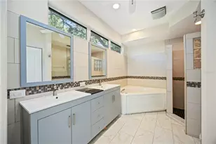 6905 Arbor Oaks Ct, Bradenton, FL 34209 - Photo 13