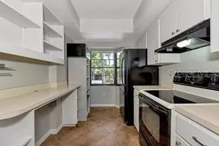 5645 Summerside Ln, Sarasota, FL 34231 - Photo 5