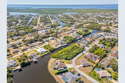 17220 Pheasant Circle, Port Charlotte, FL 33948 - Photo 3