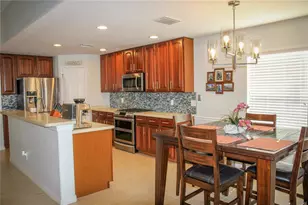 4015 Kingsfield Dr, Parrish, FL 34219 - Photo 7