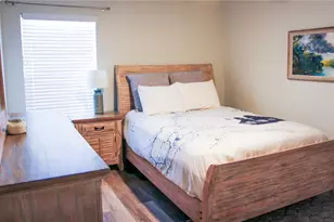 4015 Kingsfield Dr, Parrish, FL 34219 - Photo 11