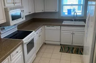 4753 Ringwood Meadow, Sarasota, FL 34235 - Photo 9