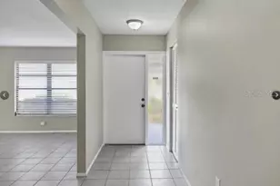 4753 Ringwood Meadow, Sarasota, FL 34235 - Photo 9