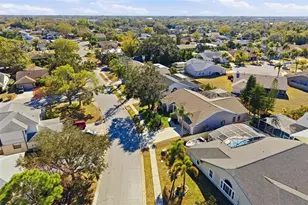 8072 Glenbrooke Ln, Sarasota, FL 34243 - Photo 49