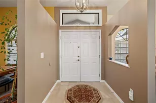 8072 Glenbrooke Ln, Sarasota, FL 34243 - Photo 15