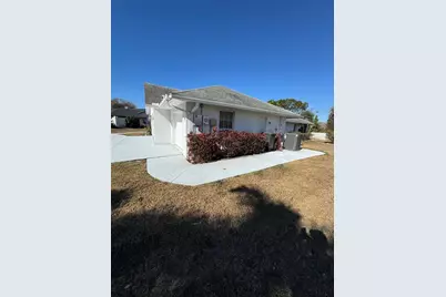 5638 Country Lakes Drive, Sarasota, FL 34243 - Photo 21