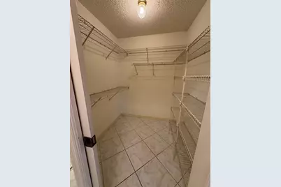 5638 Country Lakes Drive, Sarasota, FL 34243 - Photo 11