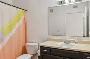 1000 Villagio Cir, Sarasota, FL 34237 - Photo 25