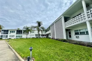 7050 Sunset Way, Saint Pete Beach, FL 33706 - Photo 3