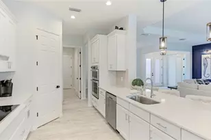 8144 37th Ave Cir W, Bradenton, FL 34209 - Photo 7