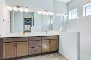 8144 37th Ave Cir W, Bradenton, FL 34209 - Photo 11