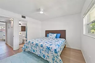 2727 75th St W, Bradenton, FL 34209 - Photo 11