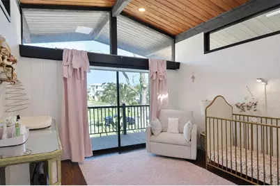 1942 New Hampshire Avenue NE, Saint Petersburg, FL 33703 - Photo 21