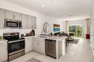10600 Orbit Ter, Sarasota, FL 34241 - Photo 7
