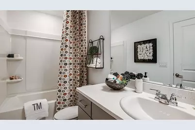10600 Orbit Terrace, Sarasota, FL 34241 - Photo 13