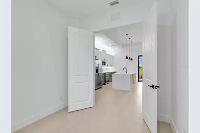 2001 NW 17th Place, Cape Coral, FL 33993 - Photo 17