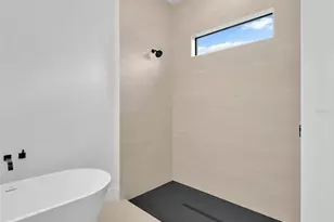 2001 NW 17th Pl, Cape Coral, FL 33993 - Photo 23